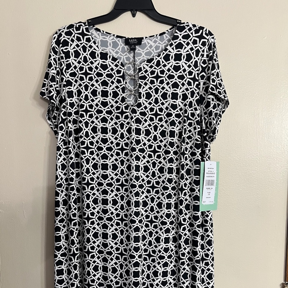 MSK Black and White Geometric Short-Sleeve Dress